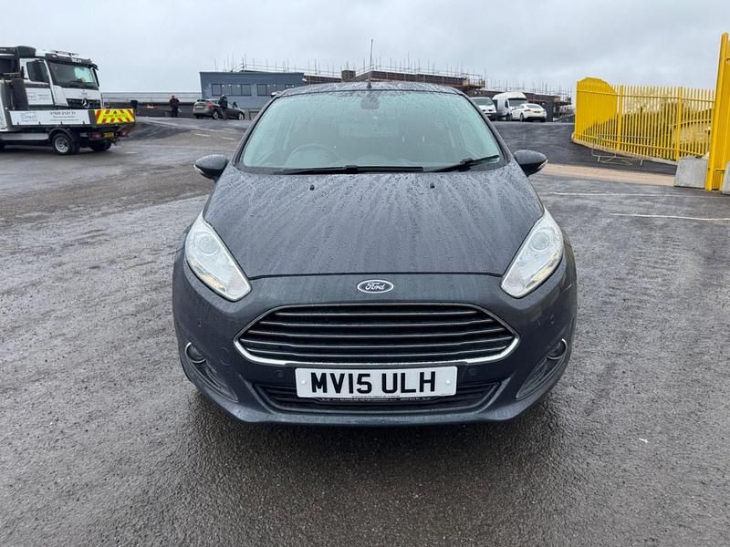Used Ford Fiesta Titanium 2015 Grey Hatchback