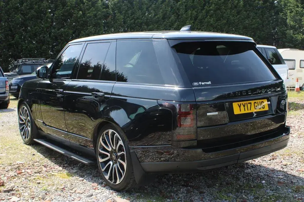 Used Land Rover Range Rover Autobiography 339 HP (249 kW) 2017 Black SUV