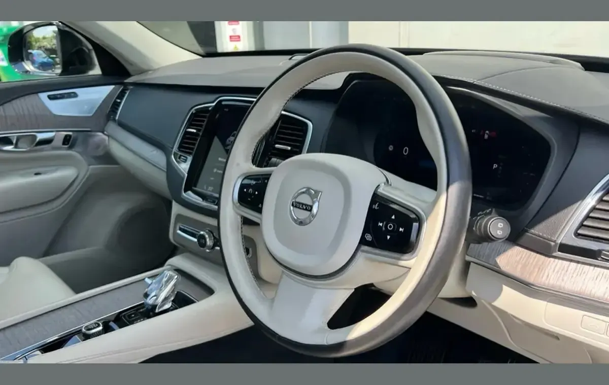 Used Volvo XC90 Ultimate 455 HP (334 kW) 2022 Blue SUV