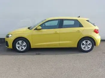 Used Audi A1 Design 110 HP (80 kW) 2022 Yellow SUV