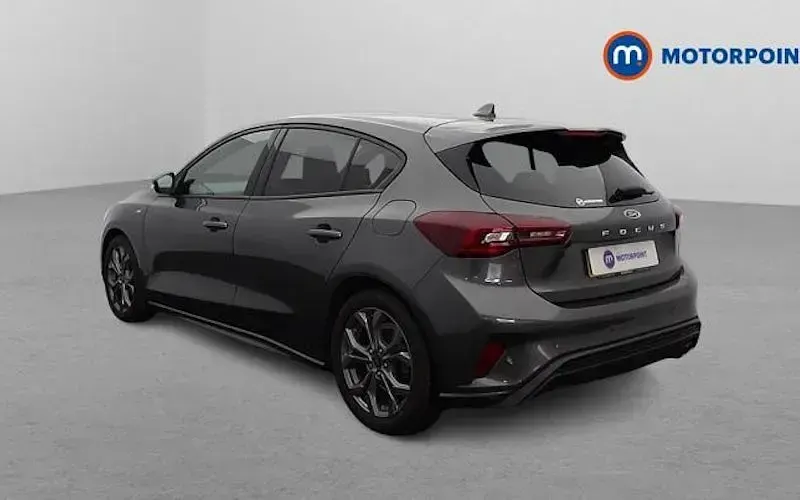 Used Ford Focus ST-Line 155 HP (114 kW) 2025 Hatchback