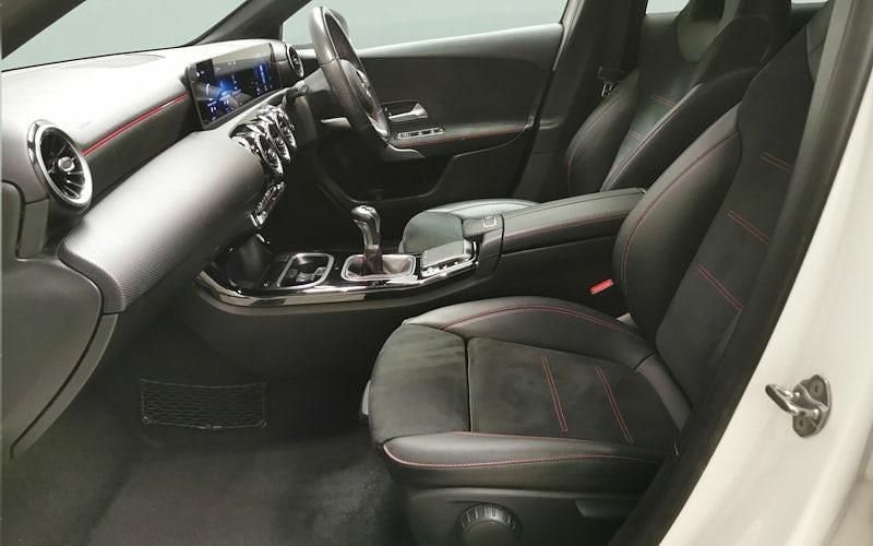 Used Mercedes A200 Executive 163 HP (119 kW) 2019 White Hatchback