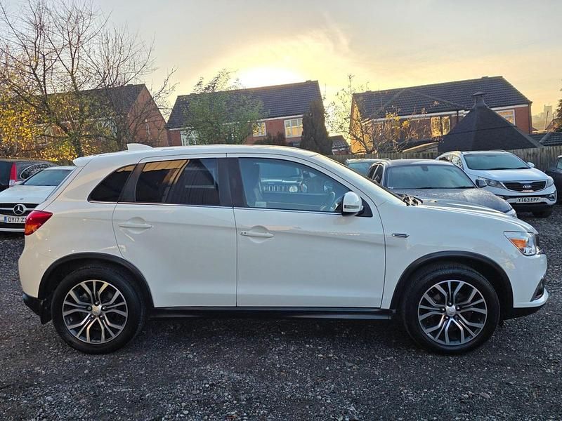 Used Mitsubishi ASX 2018 White SUV