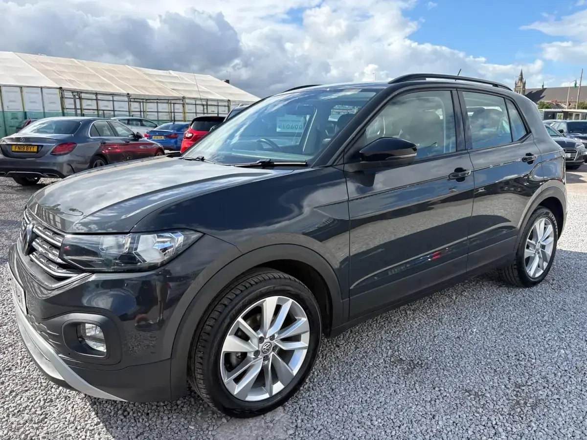 Used VW T-Cross SE 115 HP (84 kW) 2019 Grey SUV