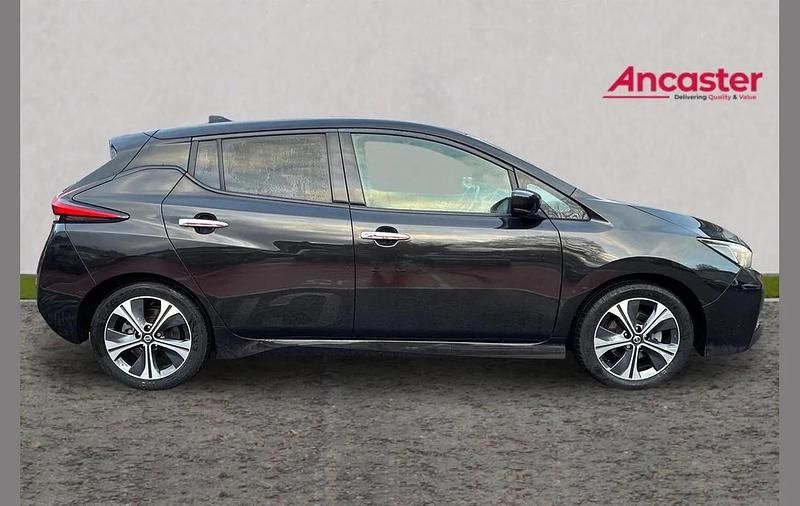 Used Nissan Leaf Tekna 110 kW (150 HP) 2021 Black Hatchback