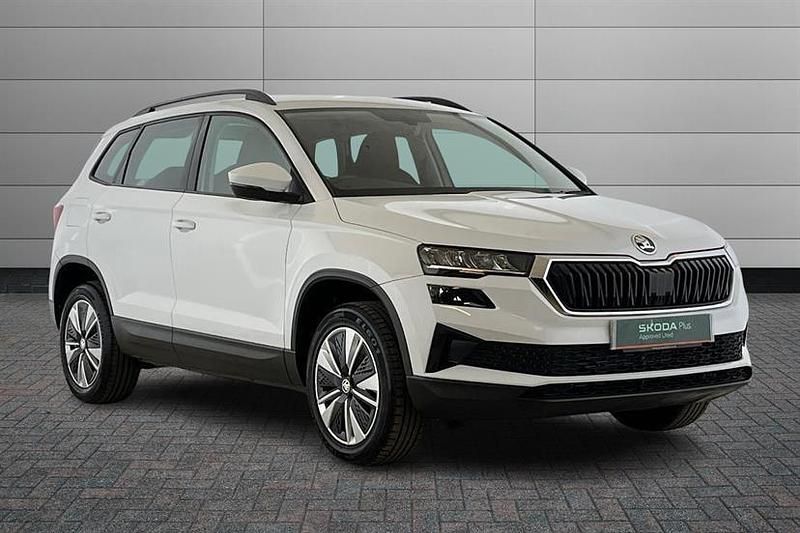 Used Skoda Karoq SE Drive 110 HP (80 kW) 2022 White SUV