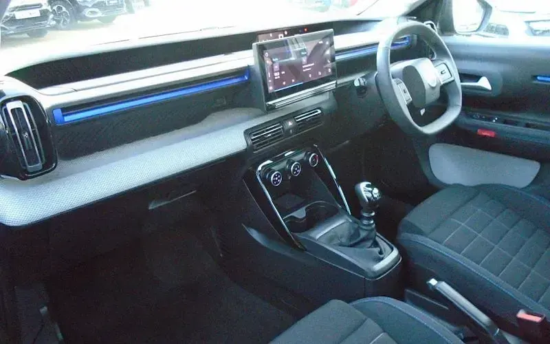 Usado Citroën C3 101 CV (74 kW) 2025 Negro SUV