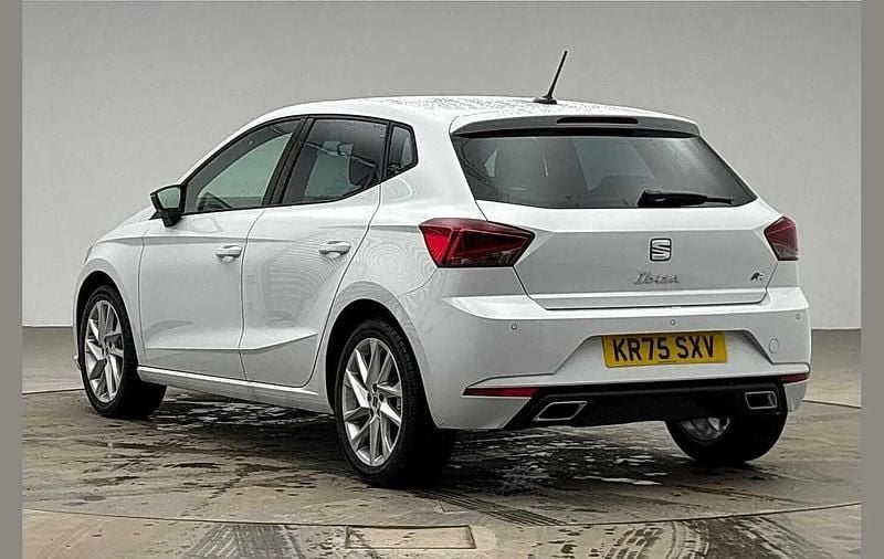 New Seat Ibiza FR 113 HP (83 kW) 2025 White Hatchback