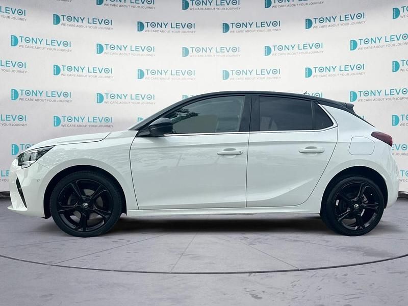 White Used 2022 Vauxhall Corsa Edition Hatchback | £12,995 (Fair price) - Image 1/4