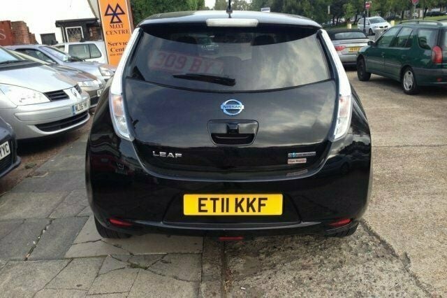 Gebraucht Nissan Leaf 80 kW (109 PS) 2011 Kleinwagen