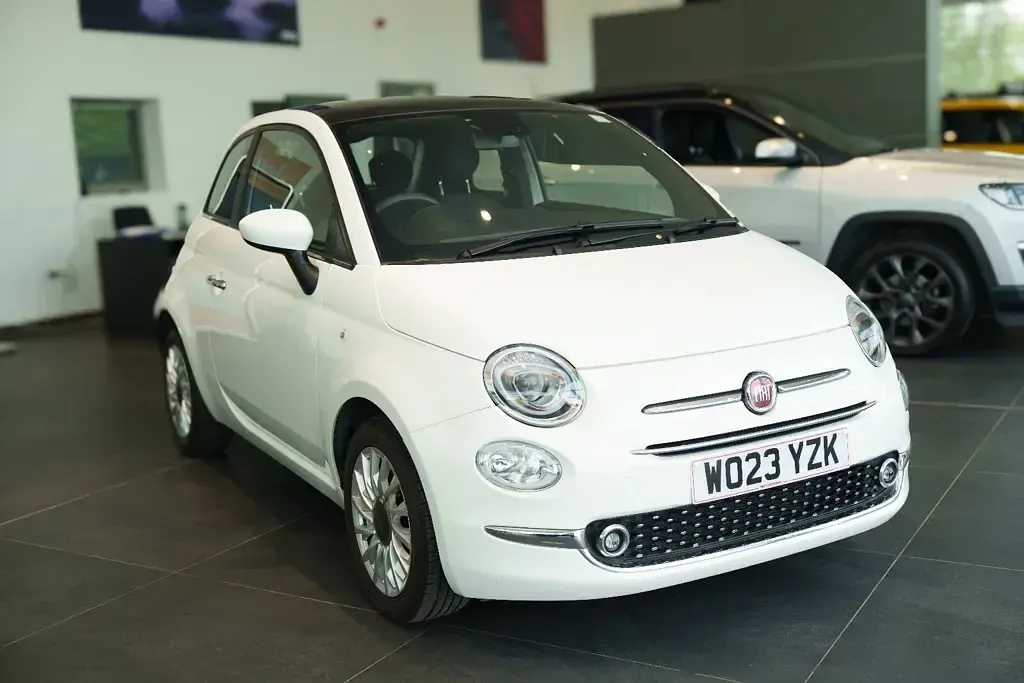 Used Fiat 500 68 HP (50 kW) 2023 White Hatchback