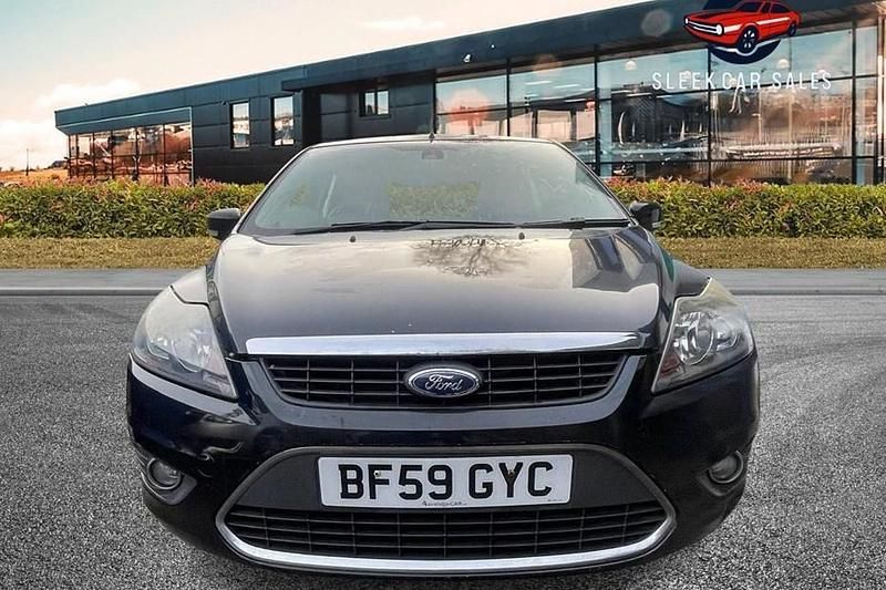 Black Used 2009 Ford Focus Titanium Hatchback | £2,499 (Fair price) - Image 1/1