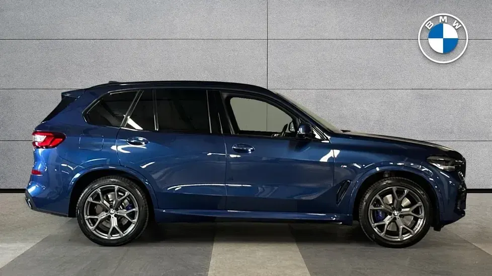 Used BMW X5 M Sport 261 HP (191 kW) 2020 Blue SUV