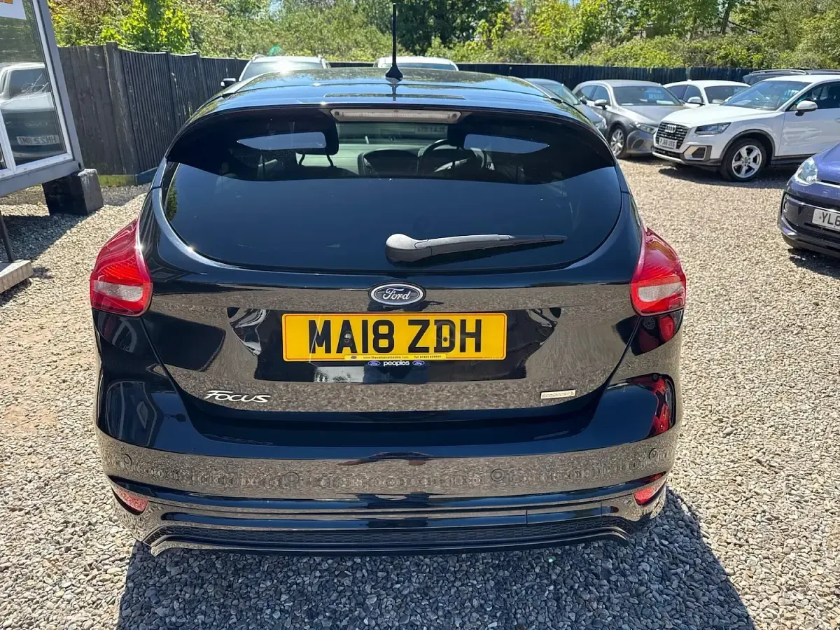 Used Ford Focus ST-Line X 140 HP (102 kW) 2018 Black Hatchback