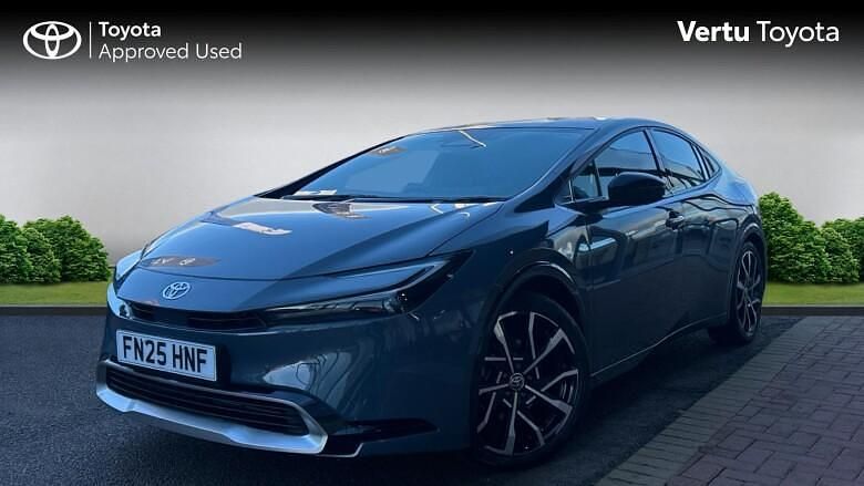 Used Toyota Prius 223 HP (164 kW) 2025 Hatchback
