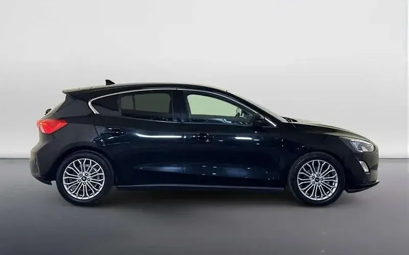 Used Ford Focus Titanium X 120 HP (88 kW) 2019 Black Hatchback