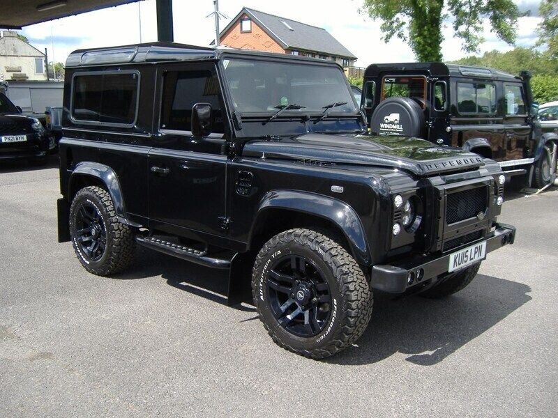 Black Used 2015 Land Rover Defender SUV | £42,995 (Expensive) - Image 1/4