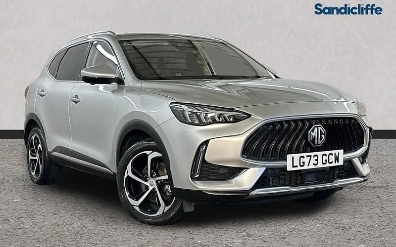 Metallic sterling silver Used 2023 MG HS Trophy SUV | £16,982 (Good price) - Image 1/4
