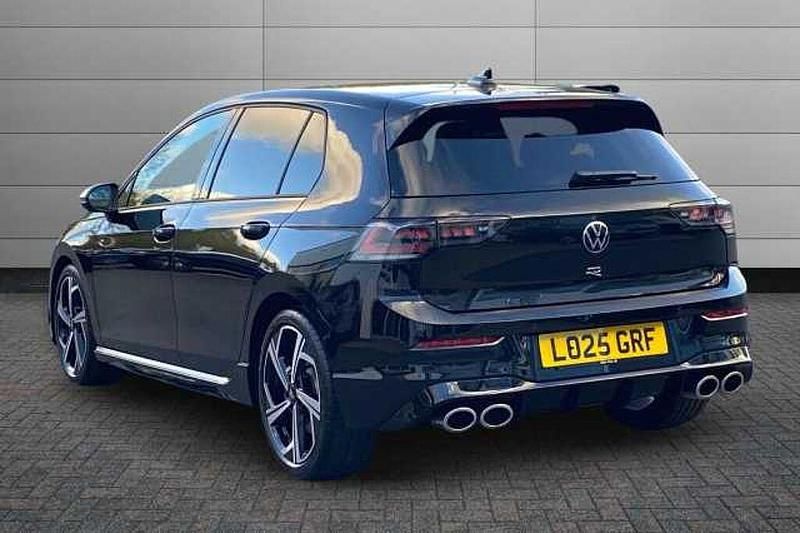 Used VW Golf VIII 333 HP (244 kW) 2025