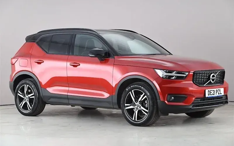 Used Volvo XC40 R-Design 197 HP (144 kW) 2021 SUV