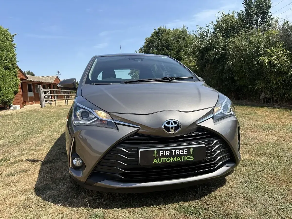Used Toyota Yaris 107 HP (78 kW) 2020 Bronze Hatchback