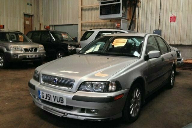 Usado Volvo S40 122 HP (89 kW) 2001 Sedan