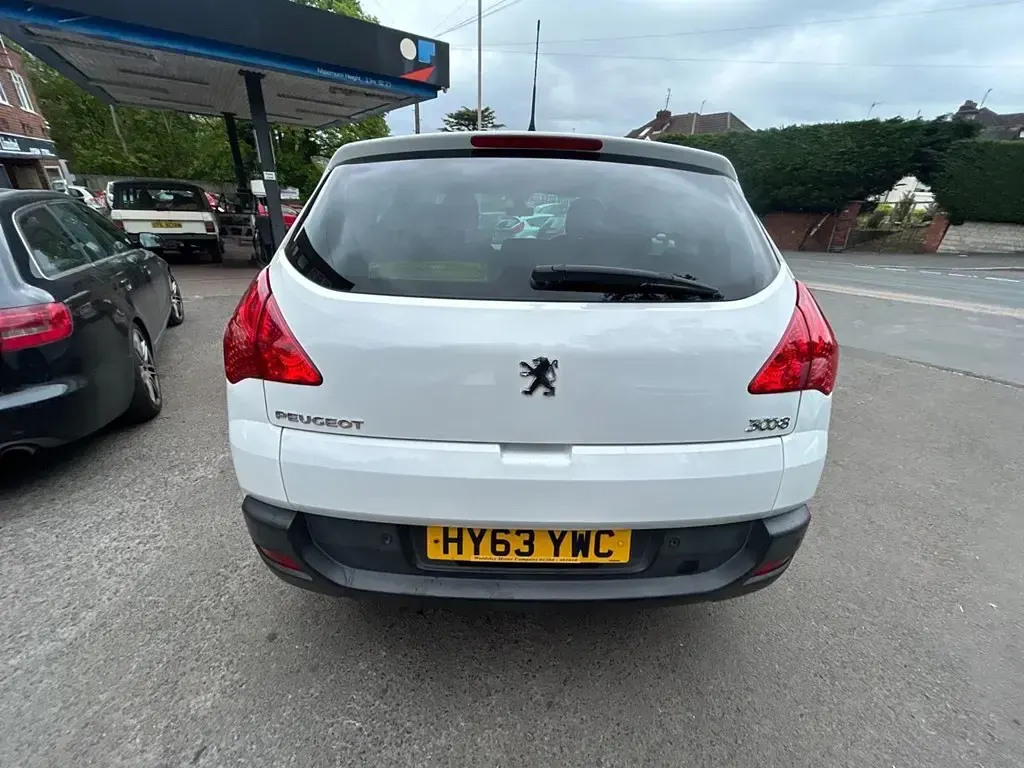 Second-hand Peugeot 3008 Active 2013 Alb Break