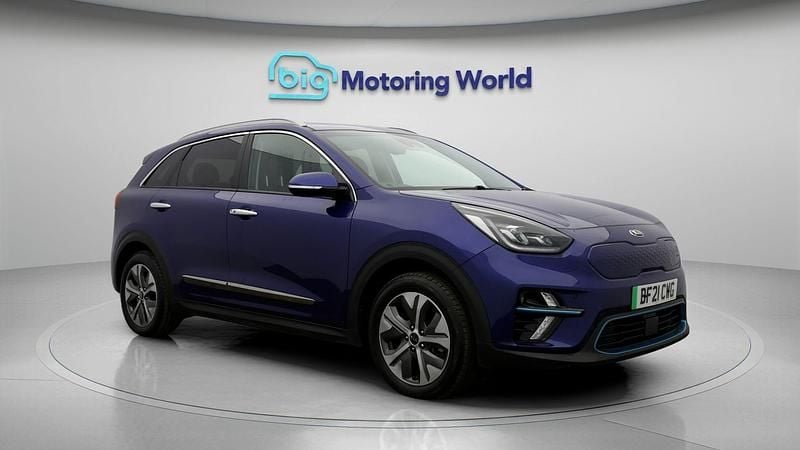 Used Kia e-Niro Plus 147 kW (201 HP) 2021 Blue SUV