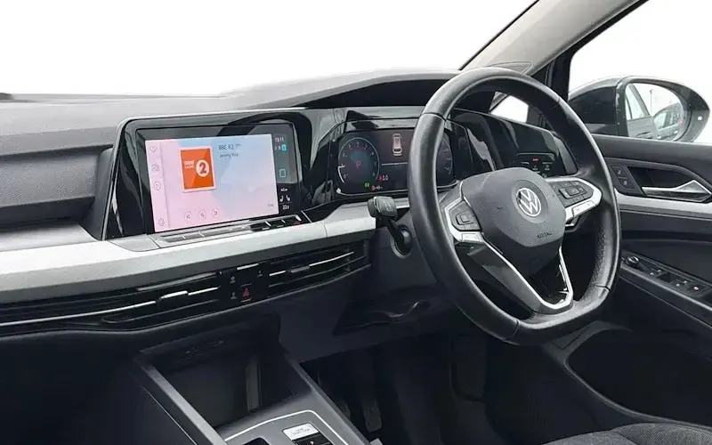 Used VW Golf VIII Life 110 HP (80 kW) 2023 Estate