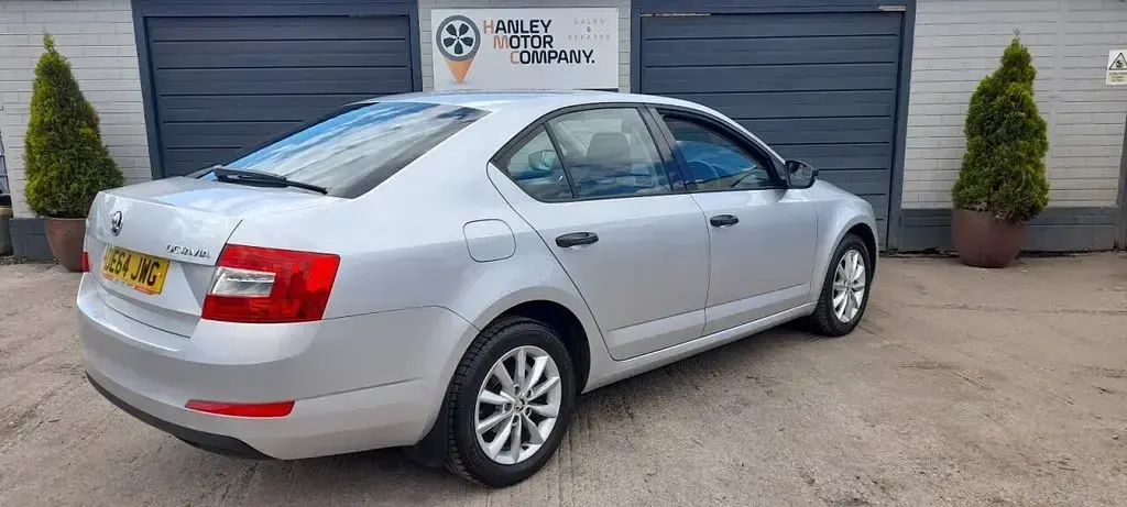 Used Skoda Octavia 2014 Silver Estate
