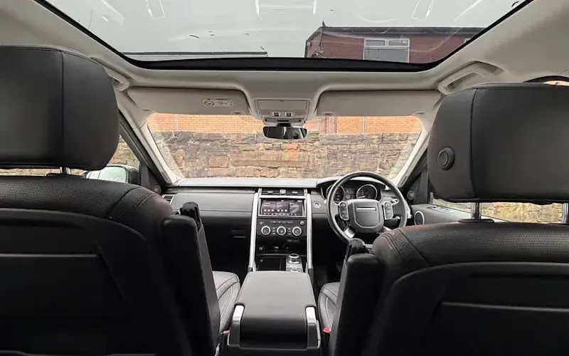 Used Land Rover Discovery HSE 258 HP (189 kW) 2017 White SUV
