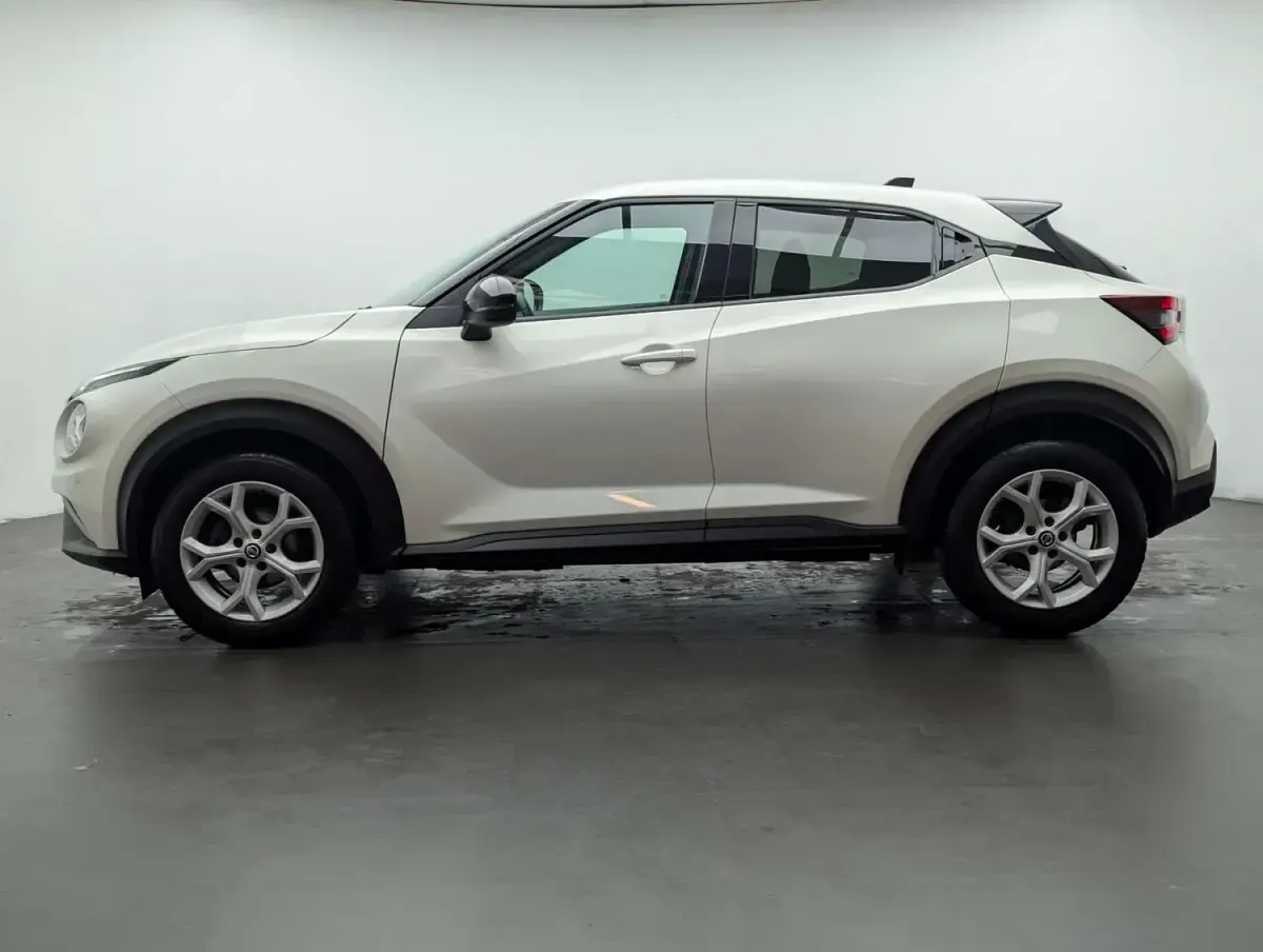 Usado Nissan Juke N-Connecta 114 CV (83 kW) 2021 Blanco SUV