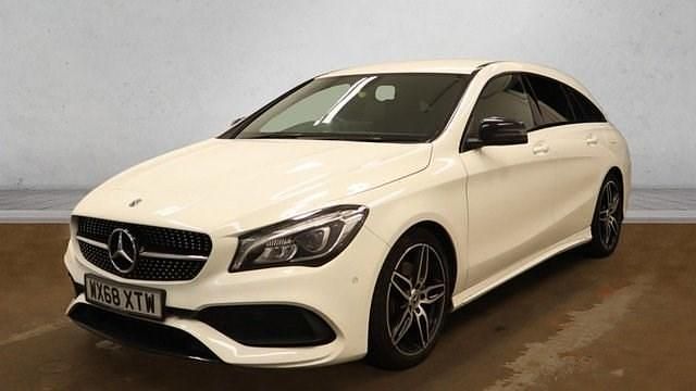 Used Mercedes CLA220 Shooting Brake AMG line 177 HP (130 kW) 2018 White Estate