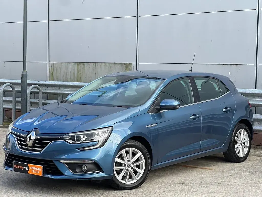 Used Renault Mégane Dynamique 110 HP (80 kW) 2017 Blue Hatchback