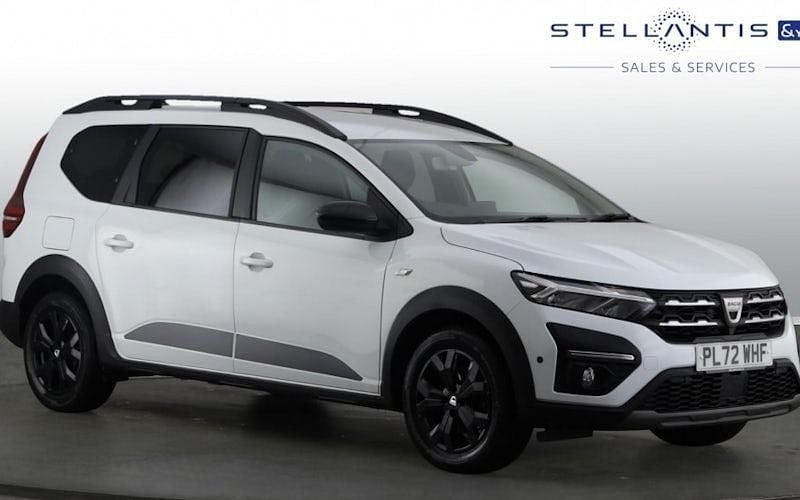 Blue Used 2022 Dacia Jogger Extreme MPV | £12,765 (Fair price) - Image 1/4