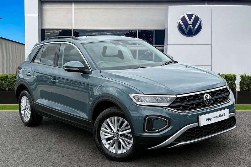 Blue Used 2024 VW T-Roc Life SUV | £20,490 (Fair price) - Image 1/4