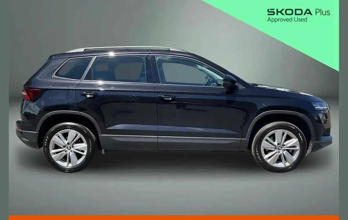 Used Skoda Karoq SE 150 HP (110 kW) 2025 Black magic pearl effect SUV