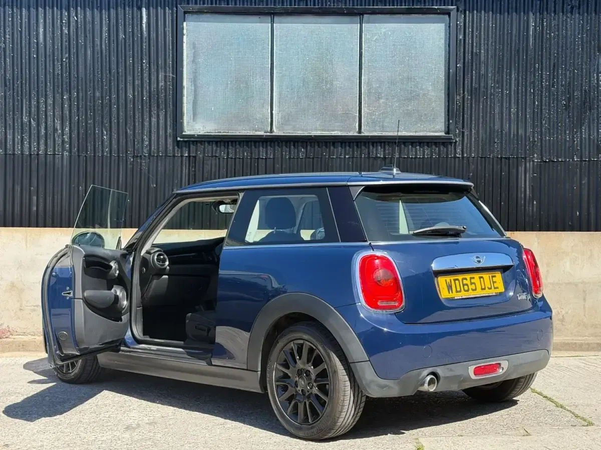 Used Mini One D Hatch 95 HP (69 kW) 2015 Blue Hatchback