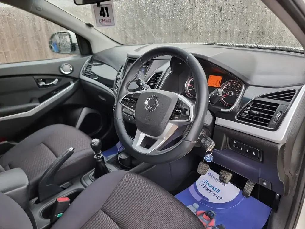 Used SsangYong Korando 178 HP (130 kW) 2019 White SUV