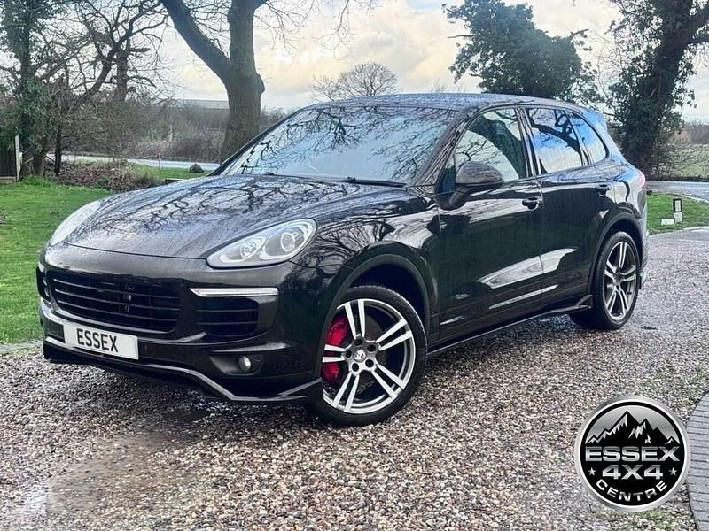 Used Porsche Cayenne 262 HP (192 kW) 2015 Black SUV