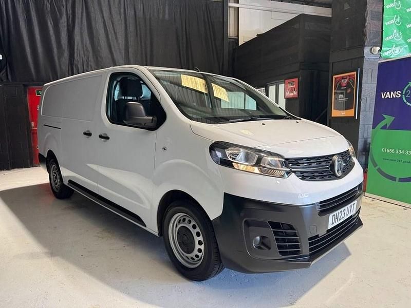 Used Vauxhall Vivaro S 2023 White MPV