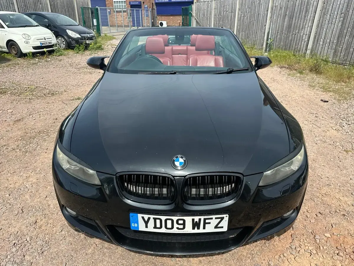 Usado BMW 320 Cabriolet M Sport 2009 Preto Cabrios