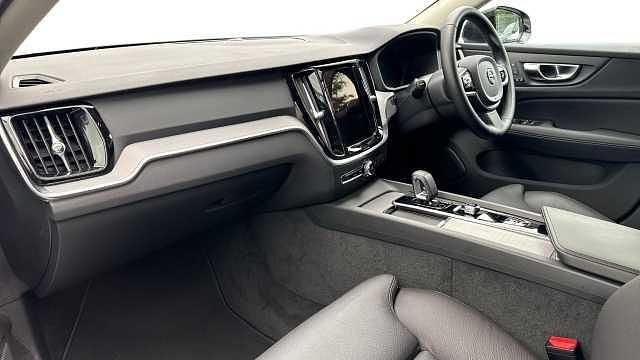 Used Volvo V60 Plus 194 HP (142 kW) 2025 Estate