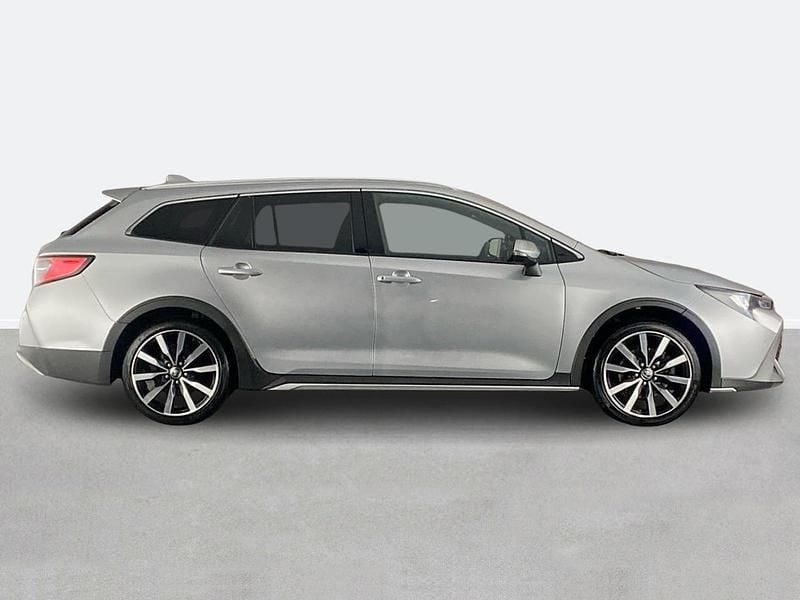 Used Toyota Corolla 184 HP (135 kW) 2022 Silver Estate