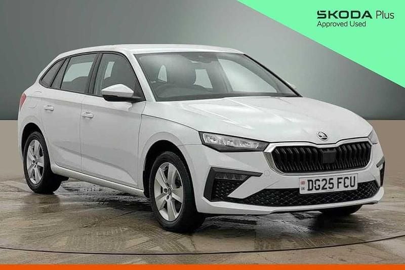 Used Skoda Scala SE 113 HP (83 kW) 2025 White Hatchback