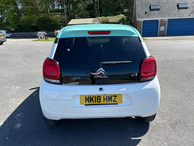 Begagnad Citroën C1 Flair 82 HK (60 kW) 2018 Vit Halvkombi