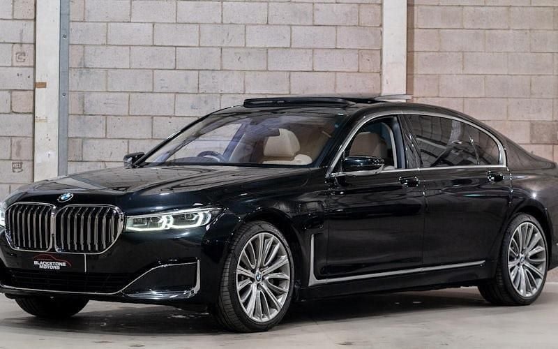 Used BMW 745e Comfort Edition 394 HP (289 kW) 2021 Black Sedan