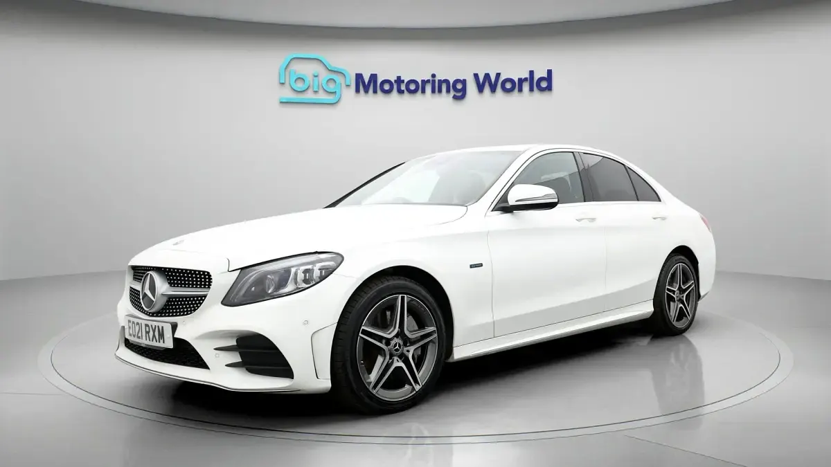 Used Mercedes C300 AMG line 315 HP (231 kW) 2021 Sedan