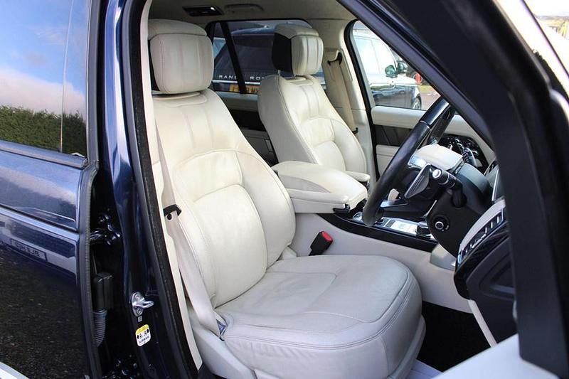 Used Land Rover Range Rover Autobiography 339 HP (249 kW) 2018 Blue SUV