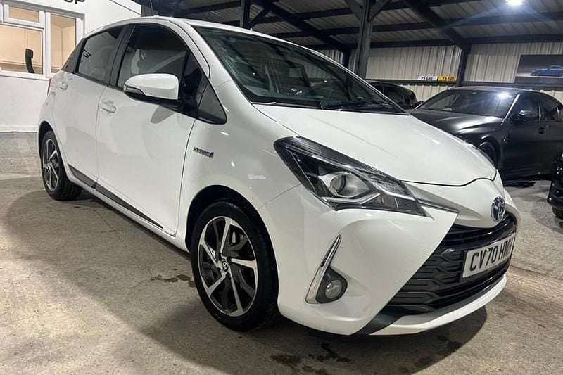Used Toyota Yaris Hybrid 2020
